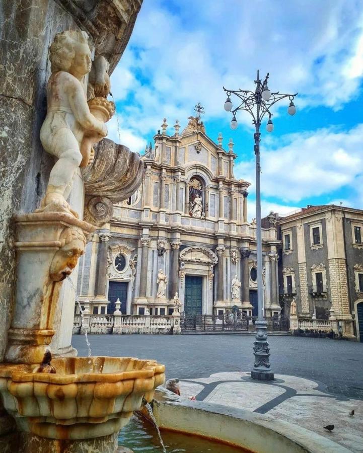 Вілла Mini House Catania Historic Center Екстер'єр фото