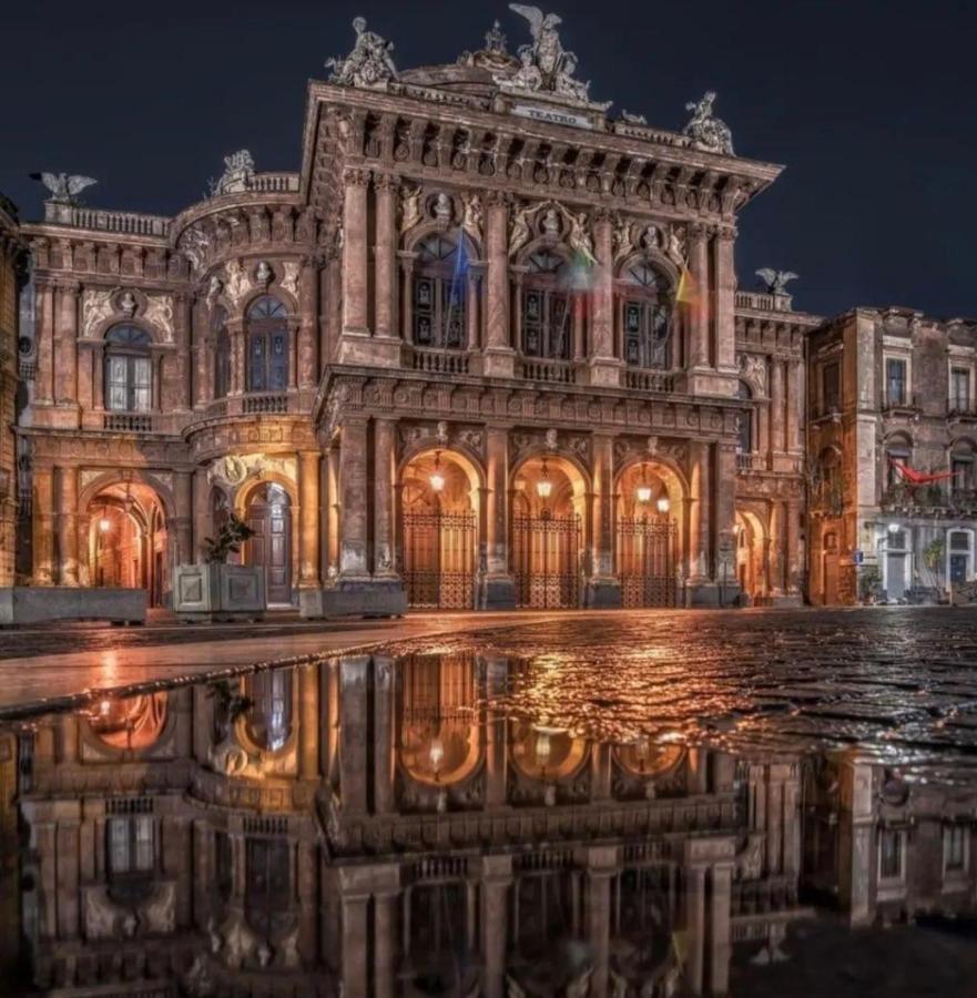 Вілла Mini House Catania Historic Center Екстер'єр фото